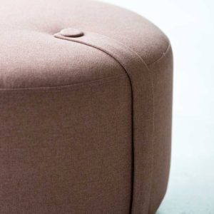 BIG HUG | runder POUF SITZHOCKER | Hans Thyge & Co | DesignBite